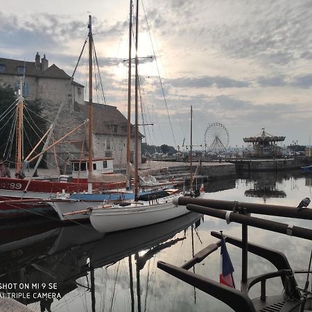 Proche Honfleur gite avec piscine Équemauville Exterior foto